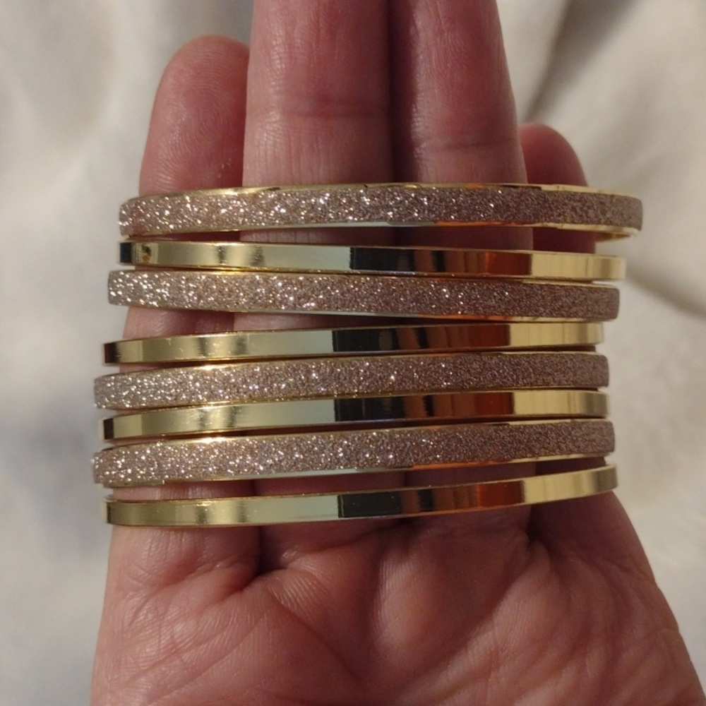 Bracelets - Picture 2 of 3